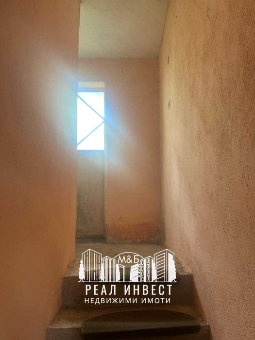 Продава се Къща в Димитровград - 214 кв.м за 293 €/кв.м - Снимка #2