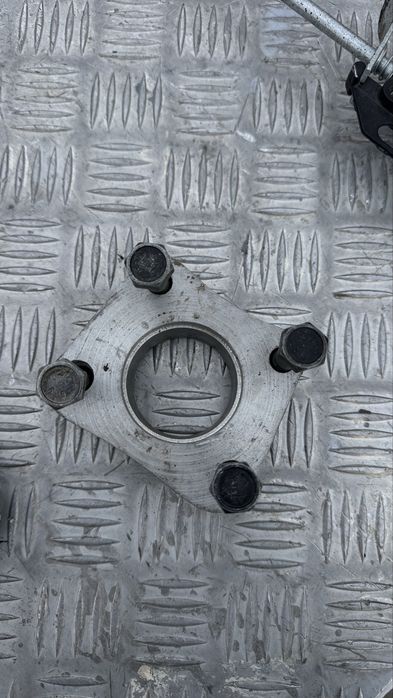 Проставки под шаровые сюрф 185