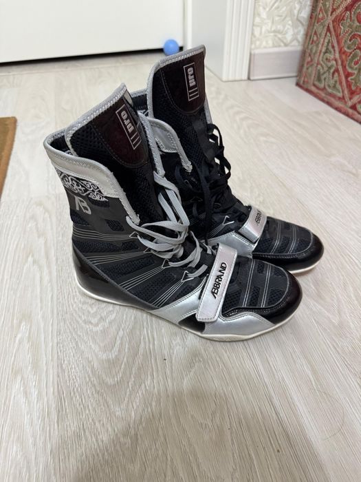 Обувь доя спорта