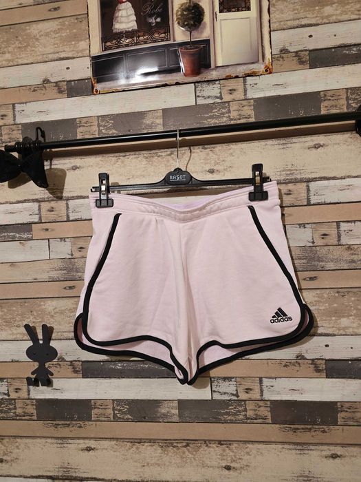 Adidas M (128)-дамски къс панталон