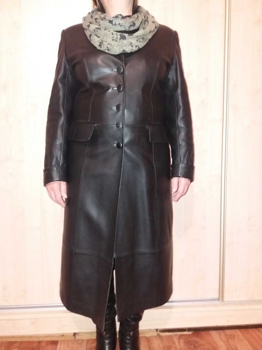 Кожаный плащ отличное качество