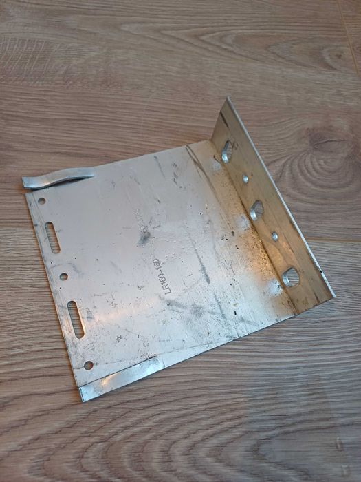 Consolă de fațade ventilație aluminiu