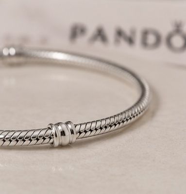 Браслет Pandora для шармов