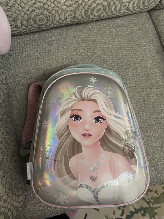 Школьный рюкзак для девочки