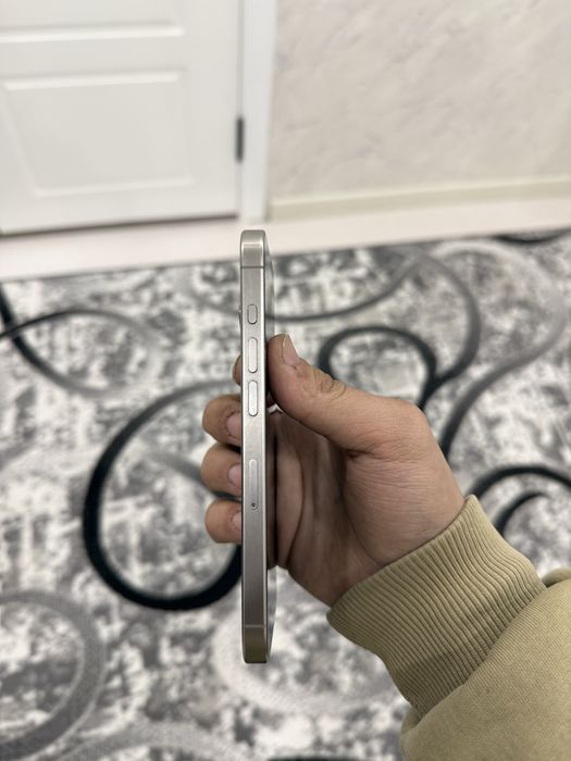 iPhone 15 Pro 2ta simkartali