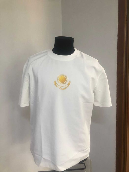 Футболки с характером. Надень мысль.