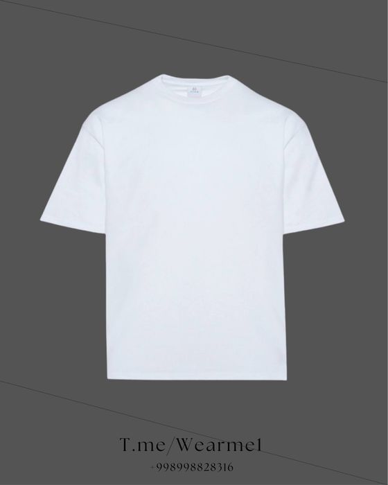 Белый и черные футболки. Ok futbolka. Базовые футболки