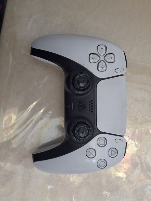 Продам Playstation 5