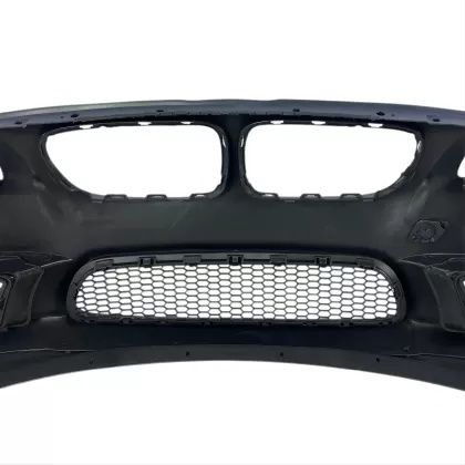 Предна броня за БМВ BMW F10 F11 Ф10 Ф11 М5 дизайн.