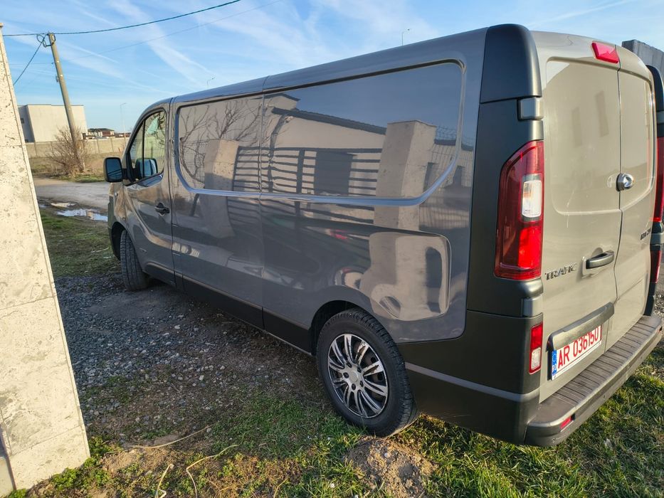 Vând sau schimb cu teren extravilan la țară 100 km de ARAD maxim