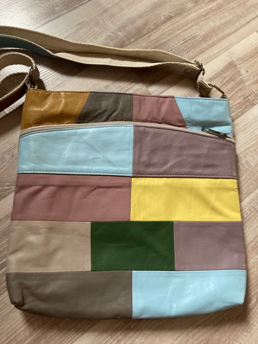 Малка дамска чанта