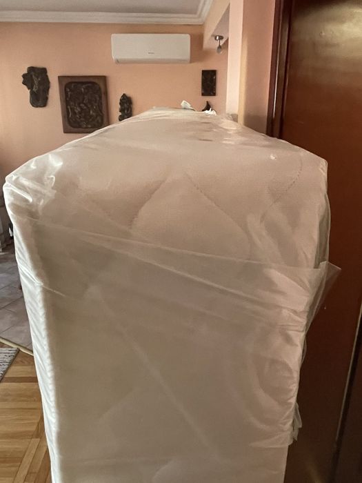 Чисто нов, неупотребяван еднолицев матрак, 160/200/25