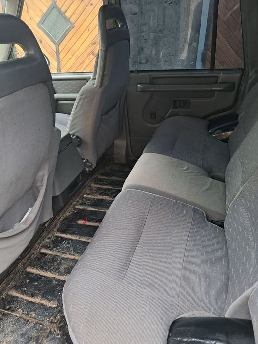 Land rover discovery