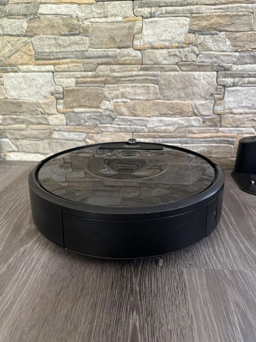 Irobot roomba i7 ,като Нов