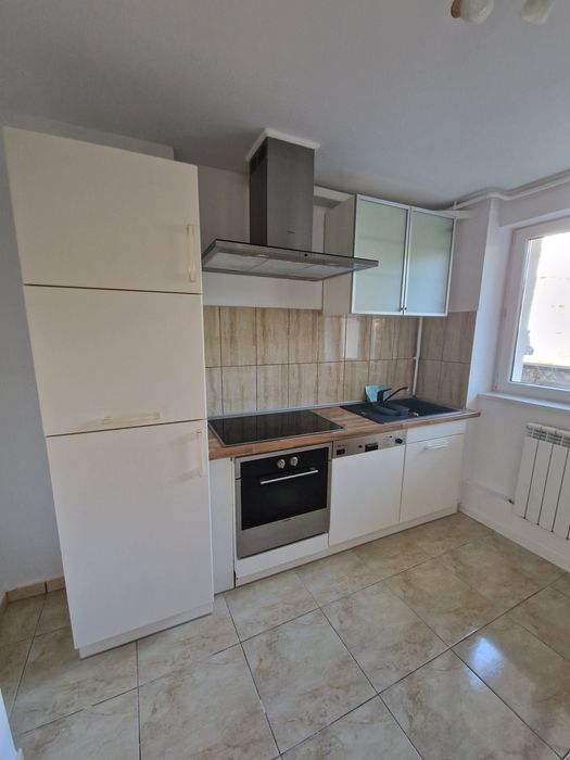 Apartament de închiriat
