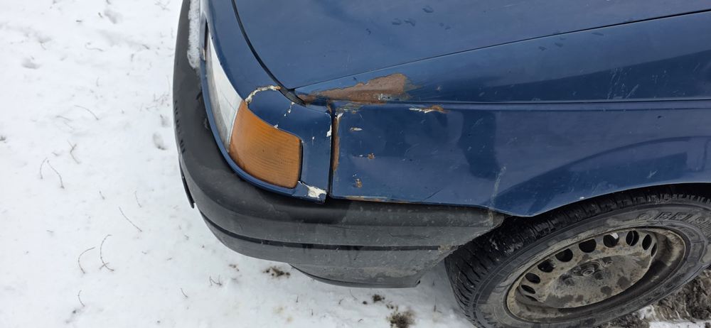 Фольксваген Пассат б 3. 89год.