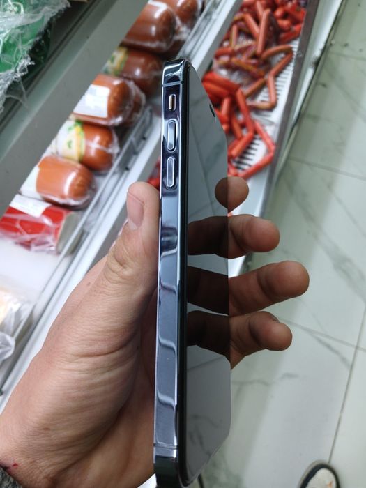 iPhone 13 pro korpusda xr