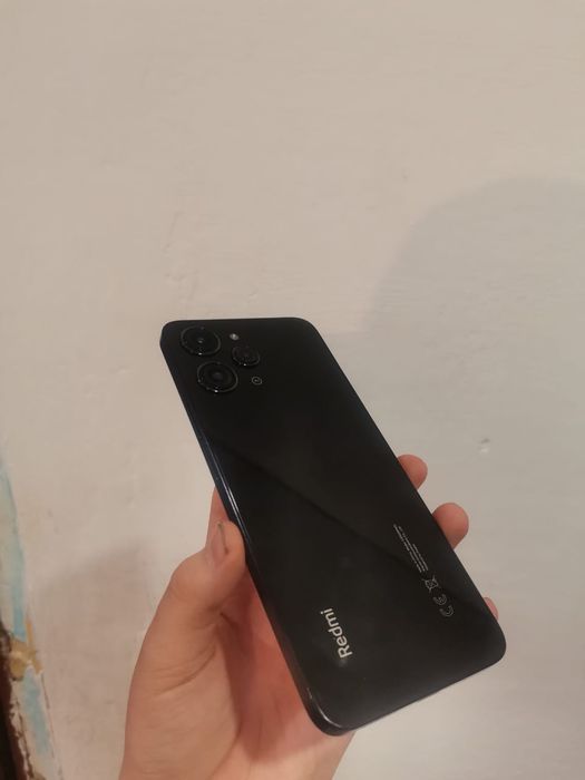 Продам редми 12 в хорошом состояние