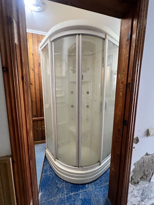 Отдам даром душевую кабину