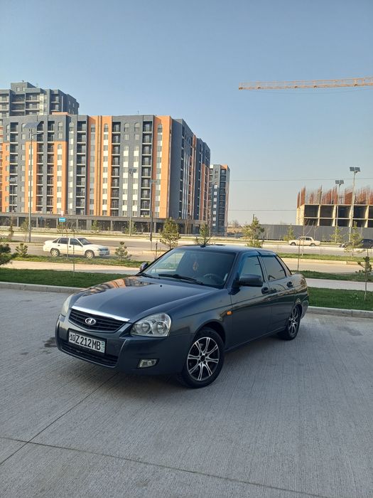 Lada priora 2013