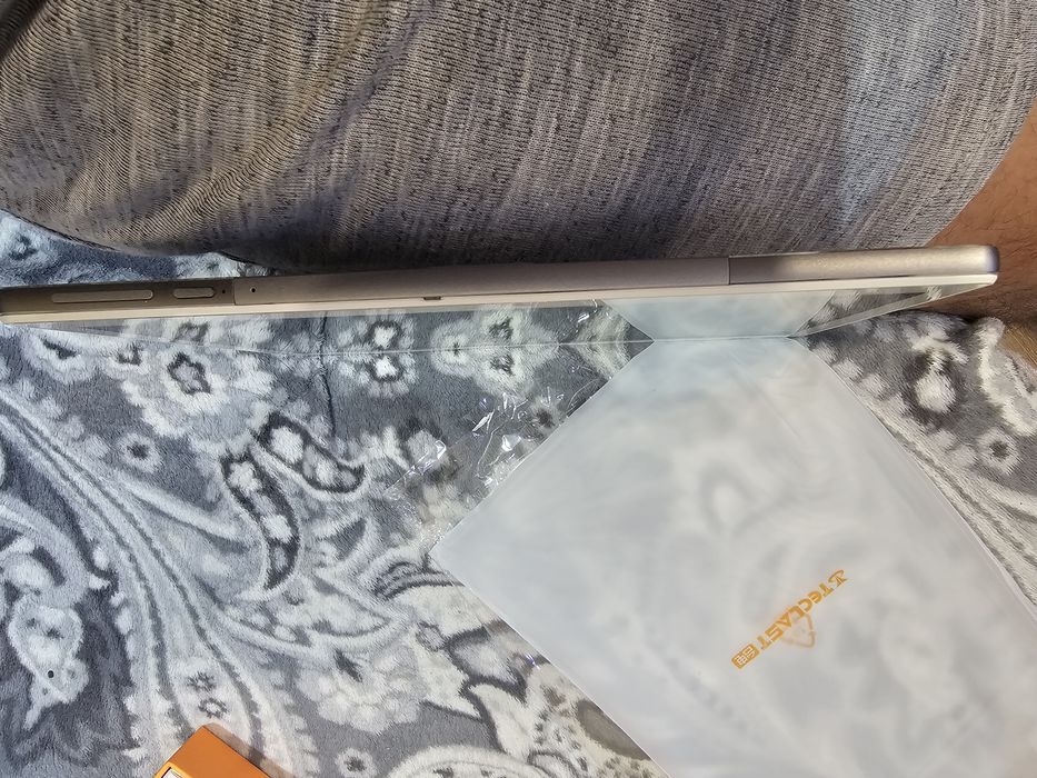 Таблет 10 инча teclast m30