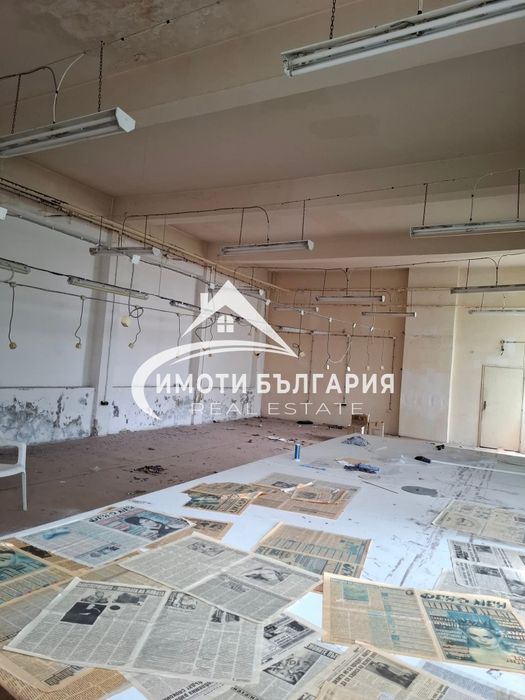 Бизнес имот 3 341 дка. в гр.Карлово