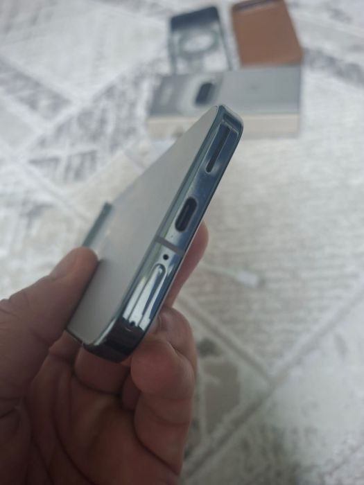 Google Pixel 9 pro + Buds pro