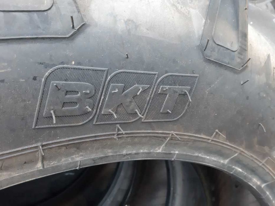 Anvleope noi agricole de BKT 11.2-28 livrare rapida