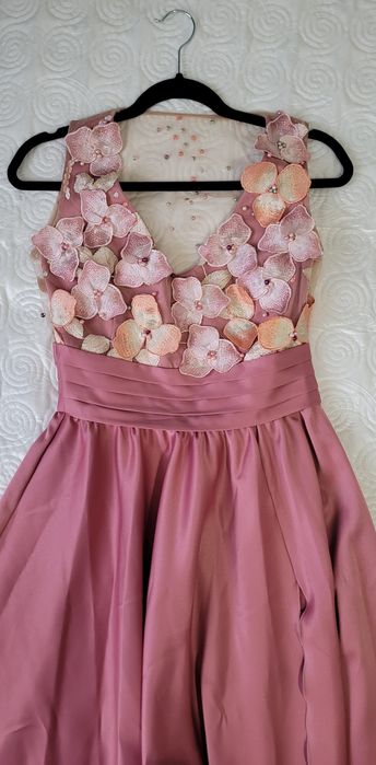 Rochie facuta pe comanda