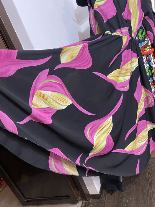 Rochie lunga aproape noua