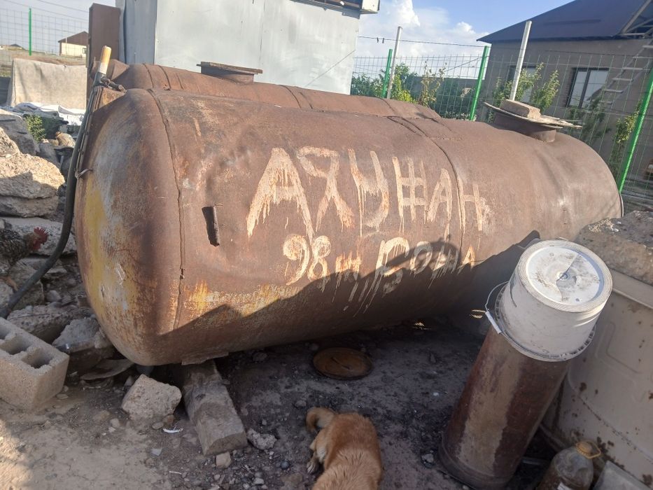 Продам бочка 4т б.у