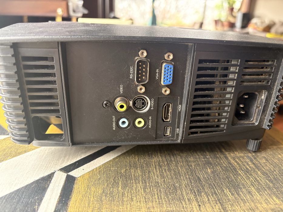 Проектор Optoma DX 342 за части