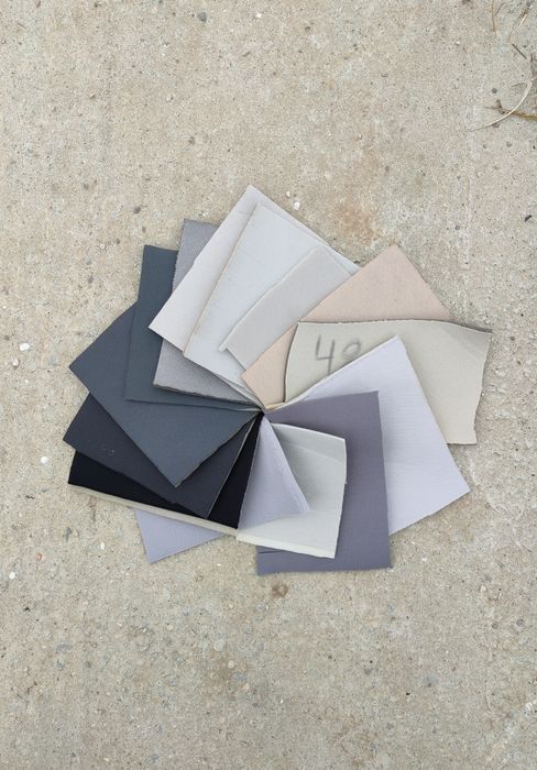 Претапицирани на автомобилни тавани