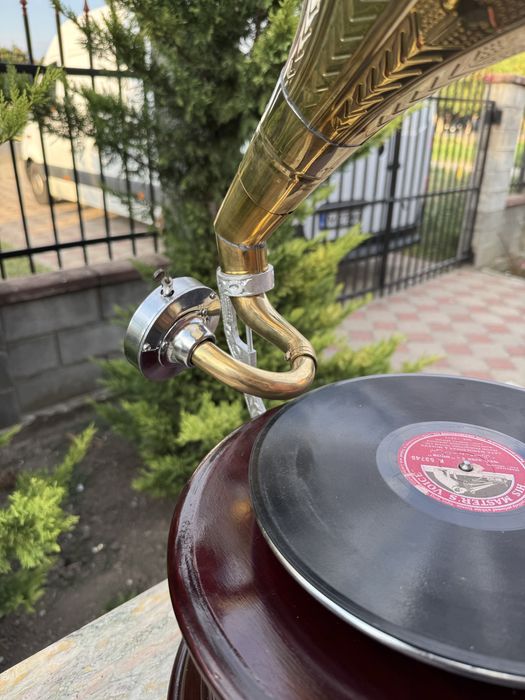 Gramofon His Master ‘s Voice, functional