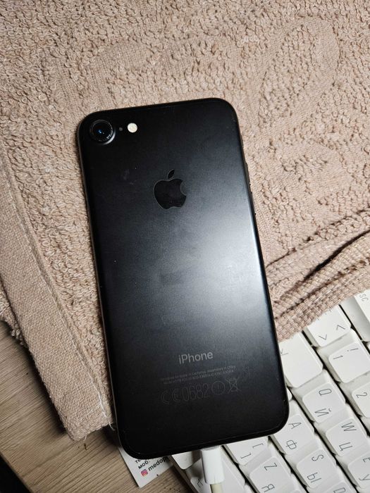 iPhone 7 32гб продам