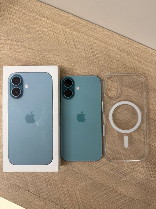 iPhone 16 128gb blue