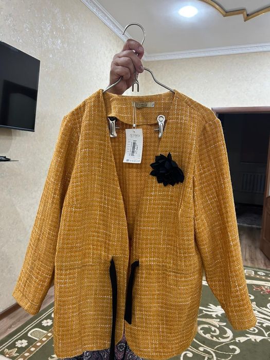 Палтье,костьюмы  новыйе