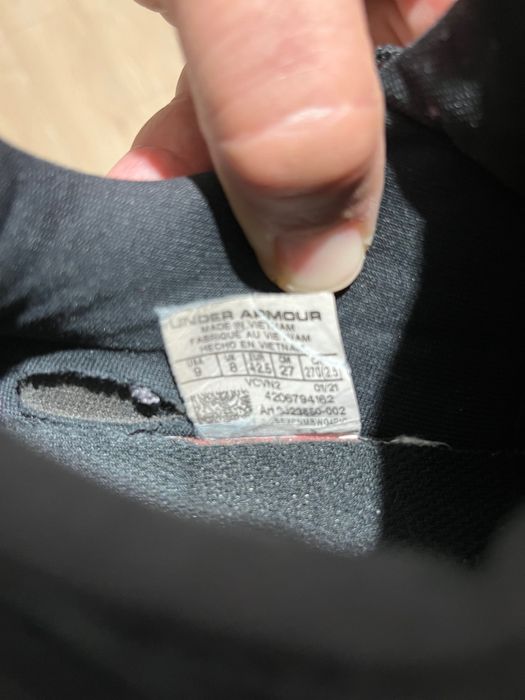 Маратонки UNDER ARMOUR -черни