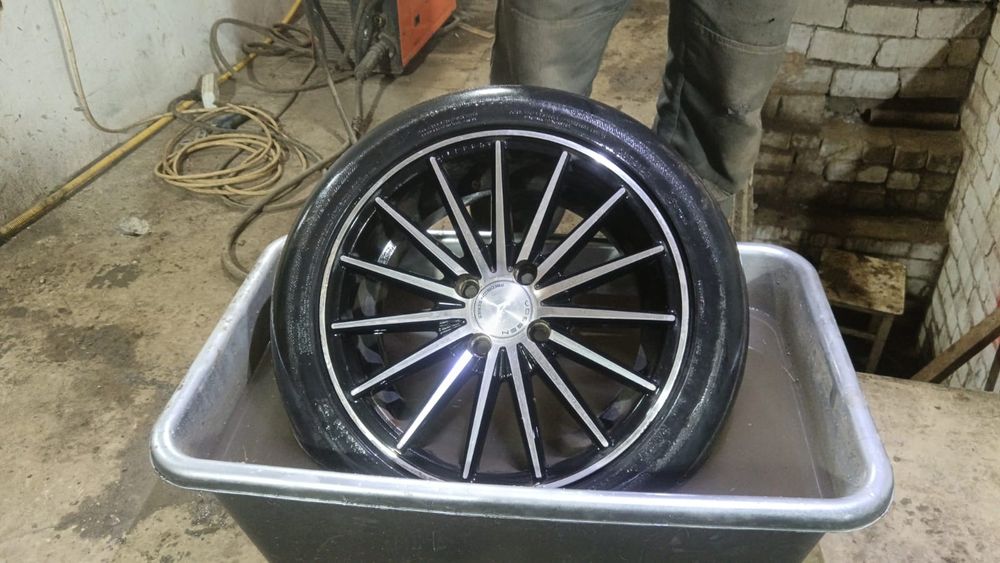 Продам титановые диски R15