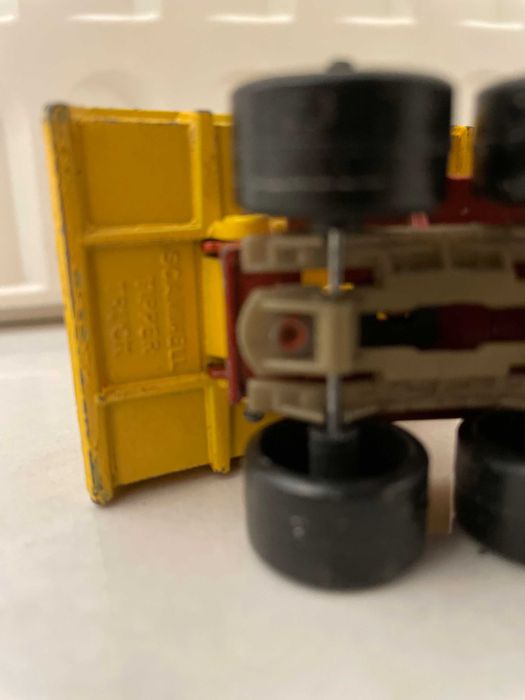 Masinuta basculanta veche metalica Made in UK, colectie