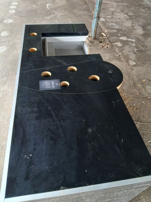 Каса за магазин.работен шкаф