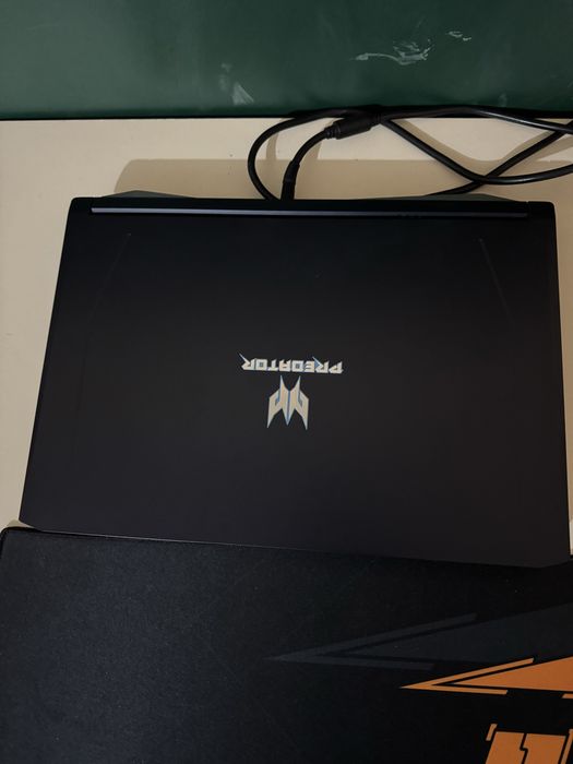 Ноутбук Acer Predator Helios 500