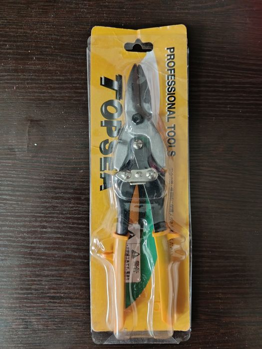 Подъёмник для мебели,струпцына,ножницы по металлу и пистолет обдувки