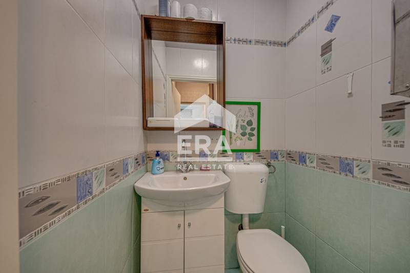 Дава се под наем Магазин в София, Център - 100 кв.м за 1700 € - Снимка #8