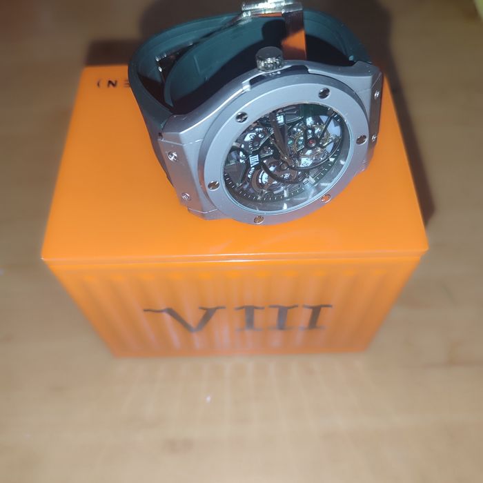 Часы мужские наручные