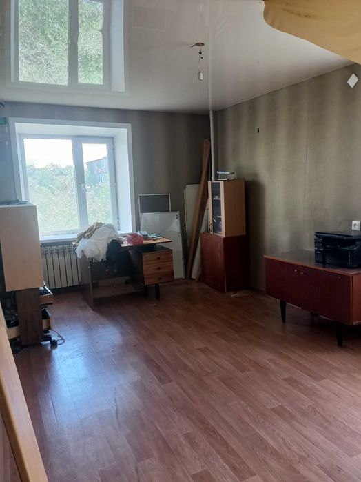 Продам 4х комнатную квартиру