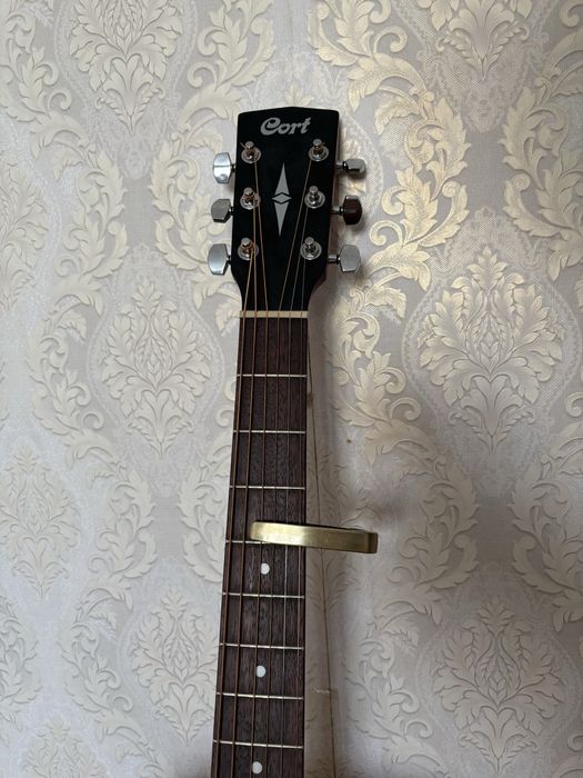 Гитара cortad810 в отличном состояний