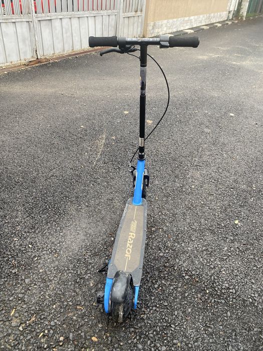 Vând trotinetă electrica copii