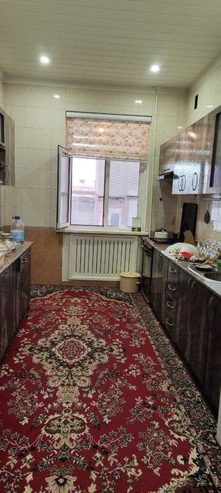 дом 10 соток Яккасарайский район. улица А.Каххара. Тойхона Яккасарай