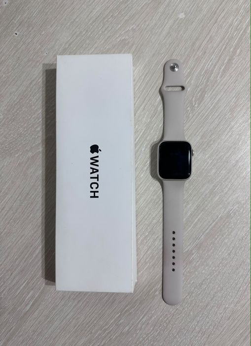 Продам Apple Watch SE GEN2